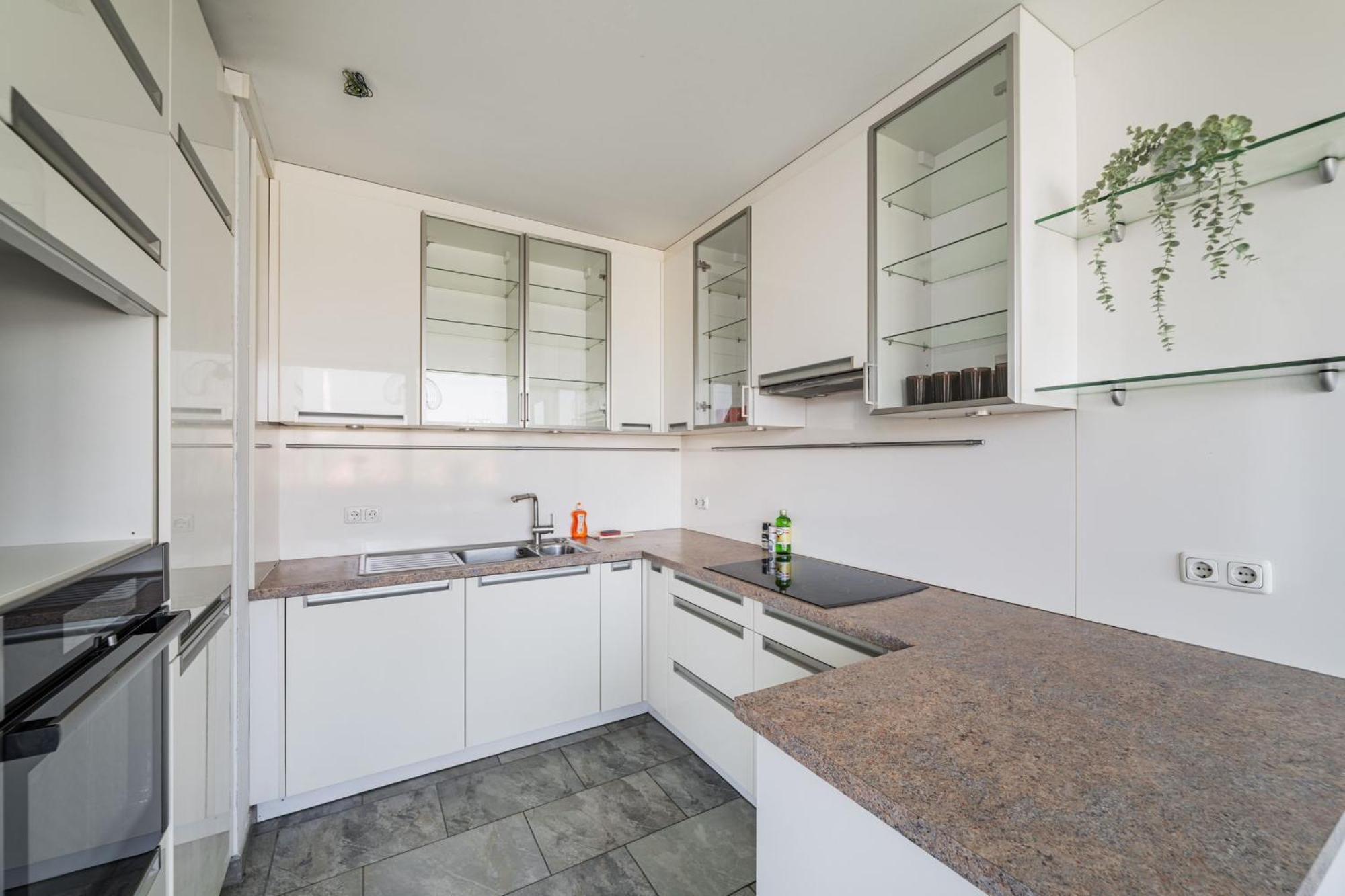 Next To Schoenbrunn - Free Parking !!! Wien